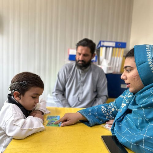 Abdullah cochlear implant (1) Abdullah cochlear implant (1)